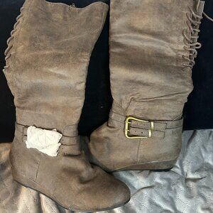 Kisses Brown Lace-Up Wedge Boots | Full Calf | Zip | Size 8.5 | New in Box